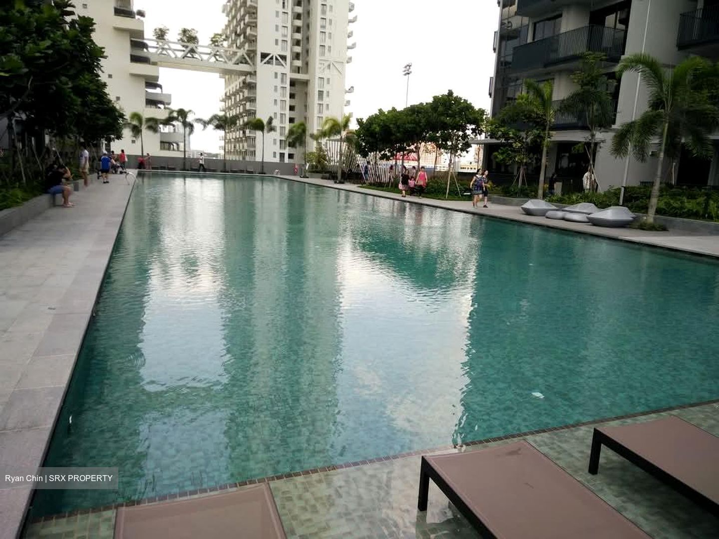 Sky Vue (D20), Condominium #565825241